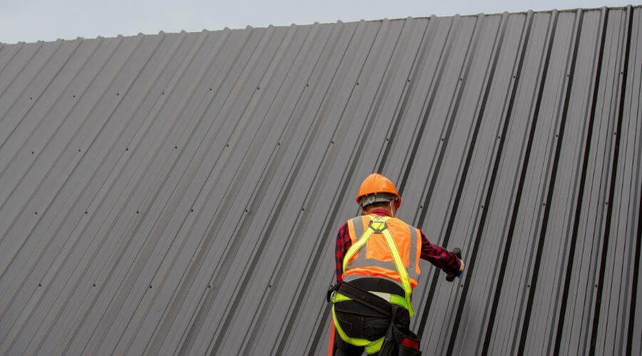Professional metal roof installation in Laupahoehoe, HI